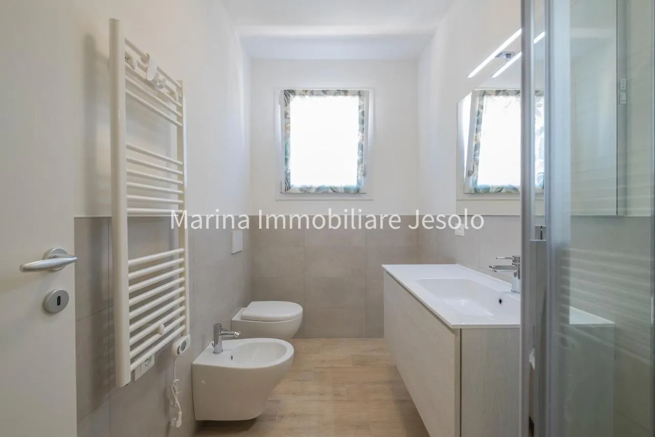 Per Mar Apartment Lido di Jesolo 0*,  Italy