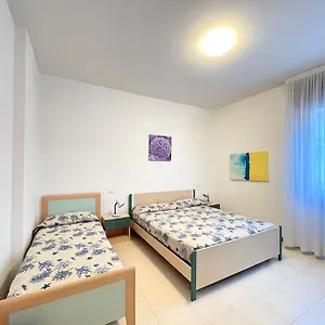 Appartamento Palazzo Masotto - Carraro Immobiliare Jesolo - Family, Lido di Jesolo